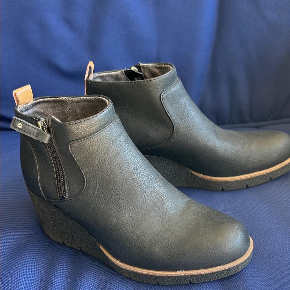 Dr. Scholl's Black Wedge Ankle Boots